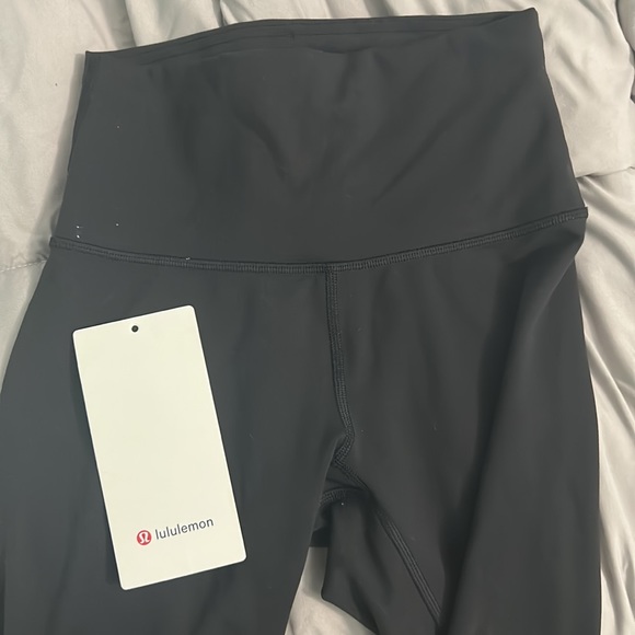 lululemon Wunder Train HR Crop 21’’ *Contour Fit - Picture 2 of 3